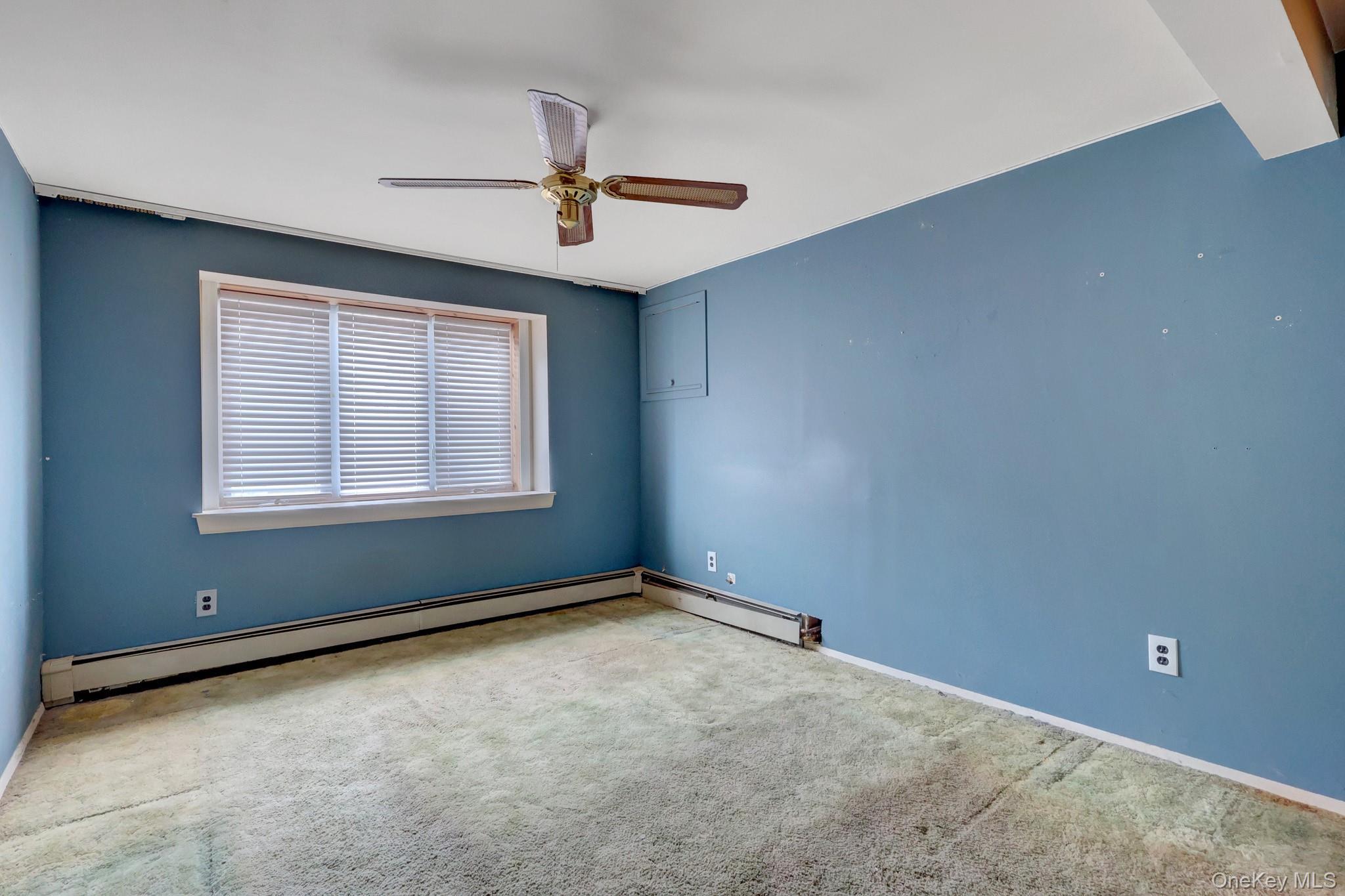 Single Family Fremont Street Suffolk County, NY 11757, MLS-1007707-25