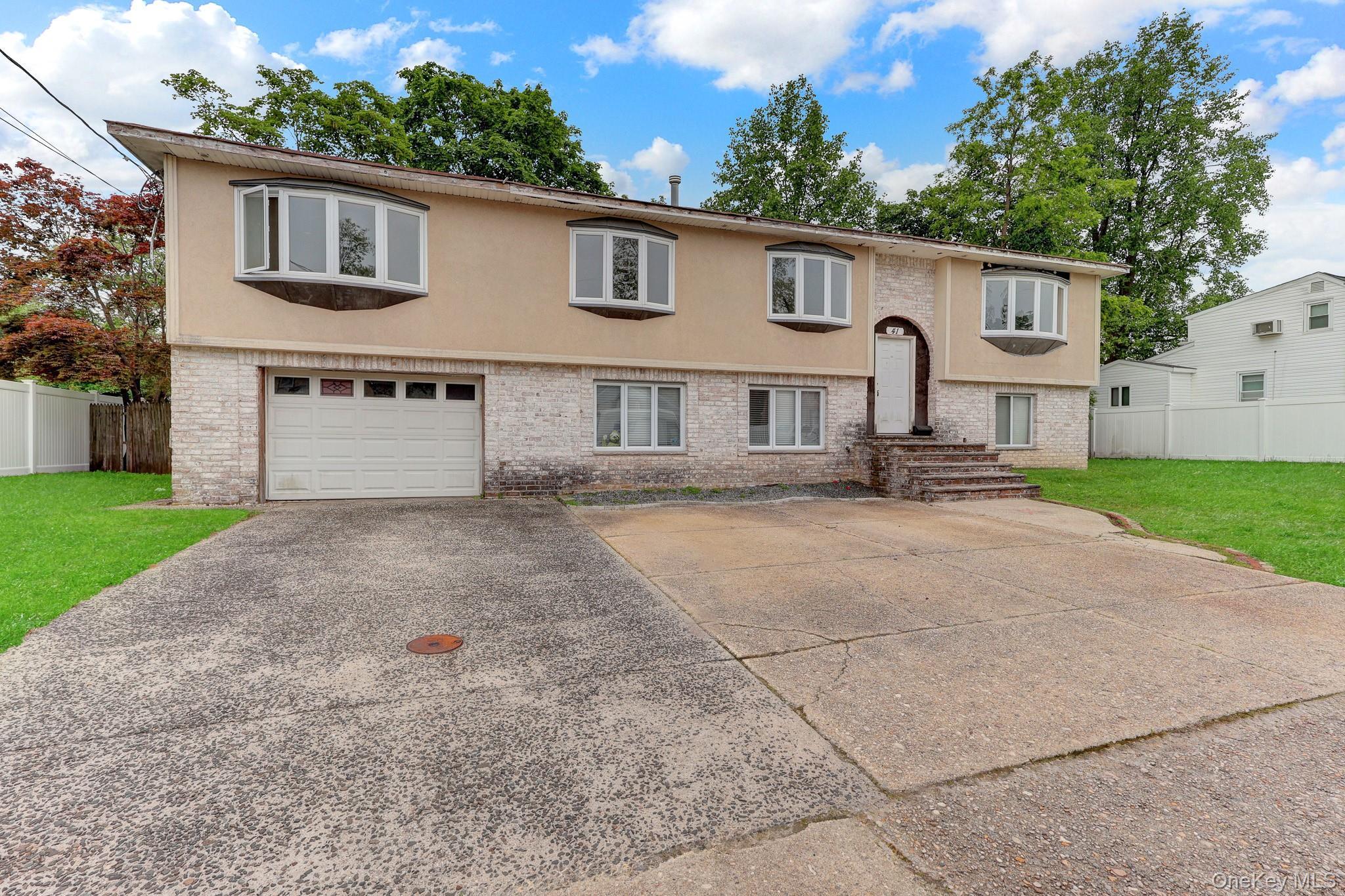 Single Family Fremont Street Suffolk County, NY 11757, MLS-1007707-3