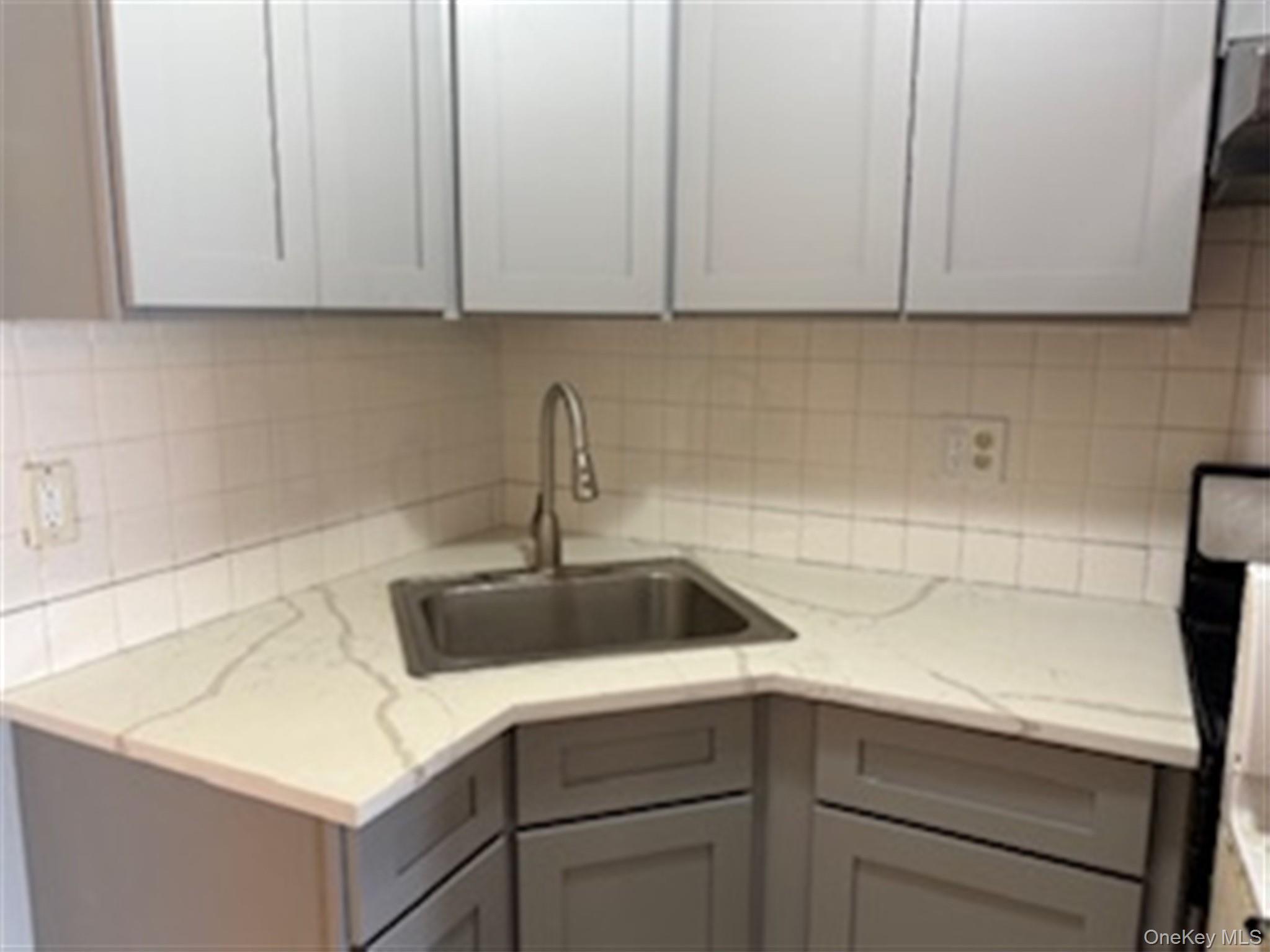 Single Family 176th Street  Queens, NY 11433, MLS-1007718-3