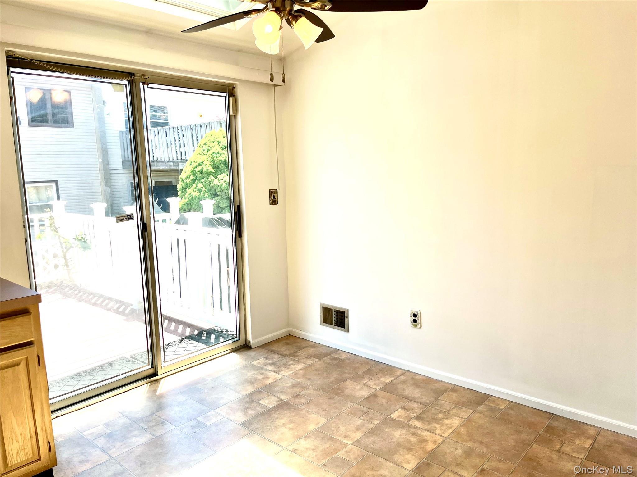 Single Family Houston  Staten Island, NY 10302, MLS-1007736-3
