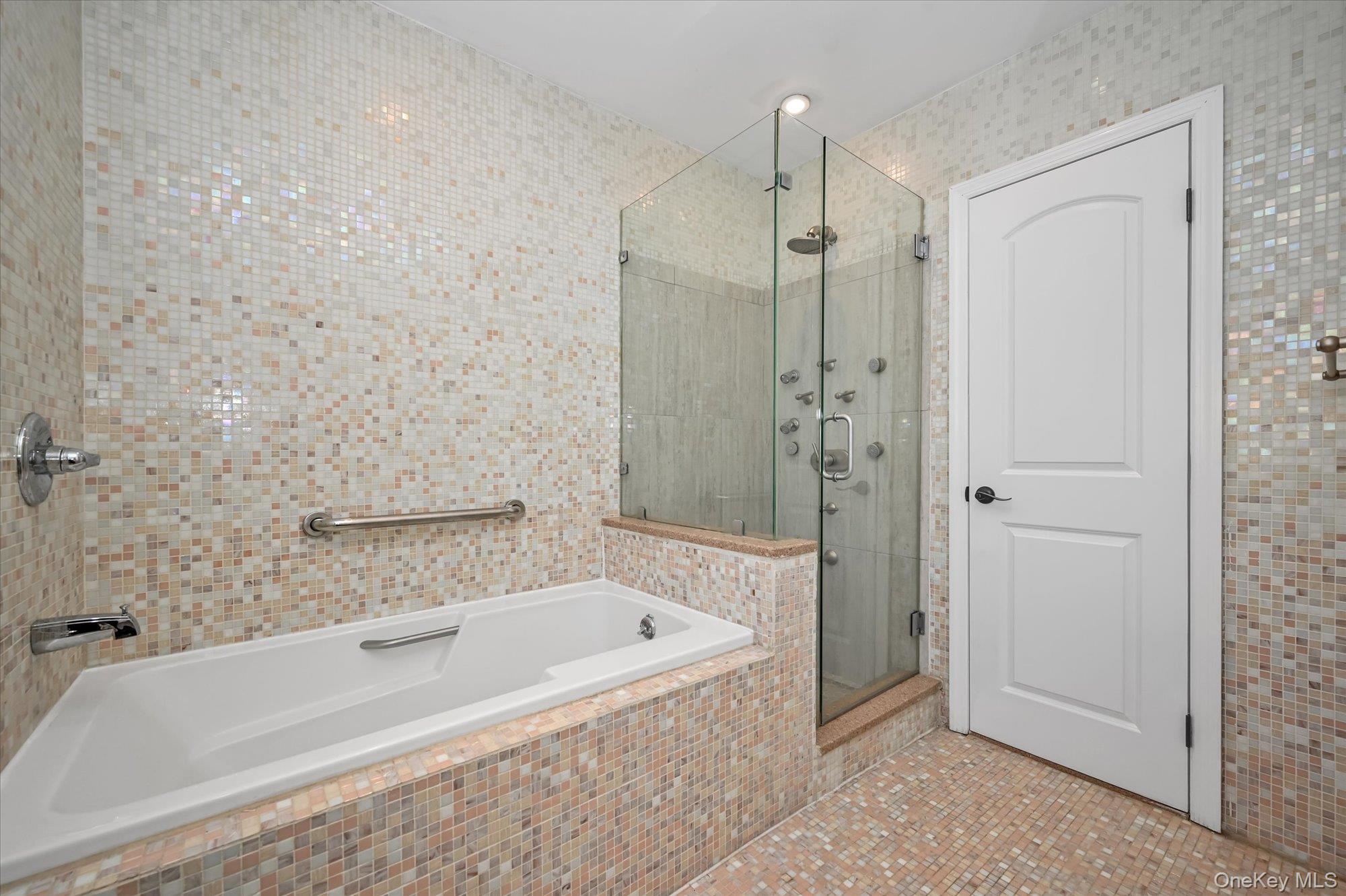 Single Family Eton Street Queens, NY 11432, MLS-1007751-15