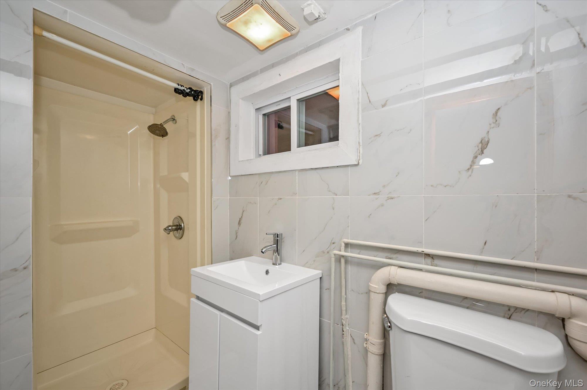 Single Family Eton Street Queens, NY 11432, MLS-1007751-17