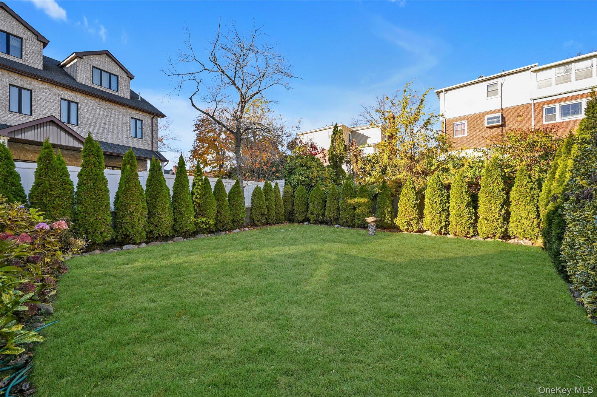 Single Family Eton Street Queens, NY 11432, MLS-1007751-19