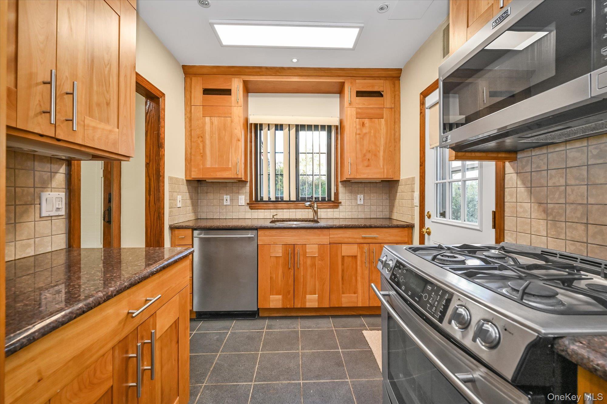 Single Family Eton Street Queens, NY 11432, MLS-1007751-6