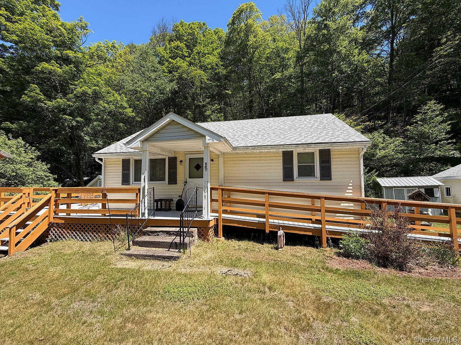 Single Family Hankins Sullivan County, NY 12741, MLS-1007763-6
