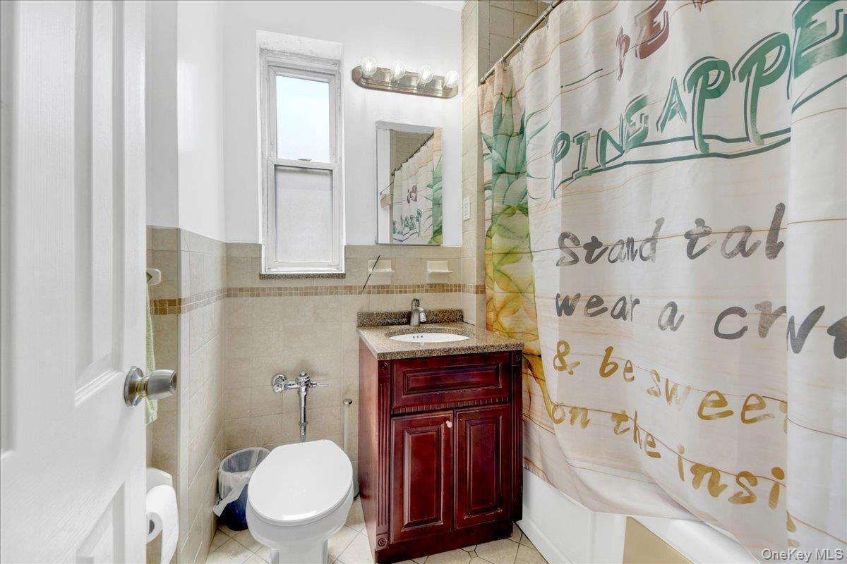 Single Family Neill Bronx, NY 10462, MLS-1007768-11