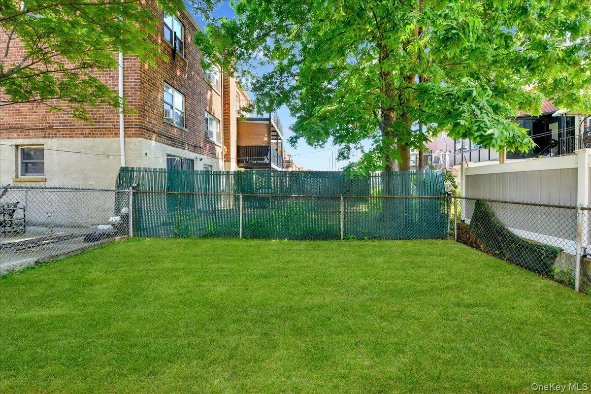 Single Family Neill Bronx, NY 10462, MLS-1007768-2