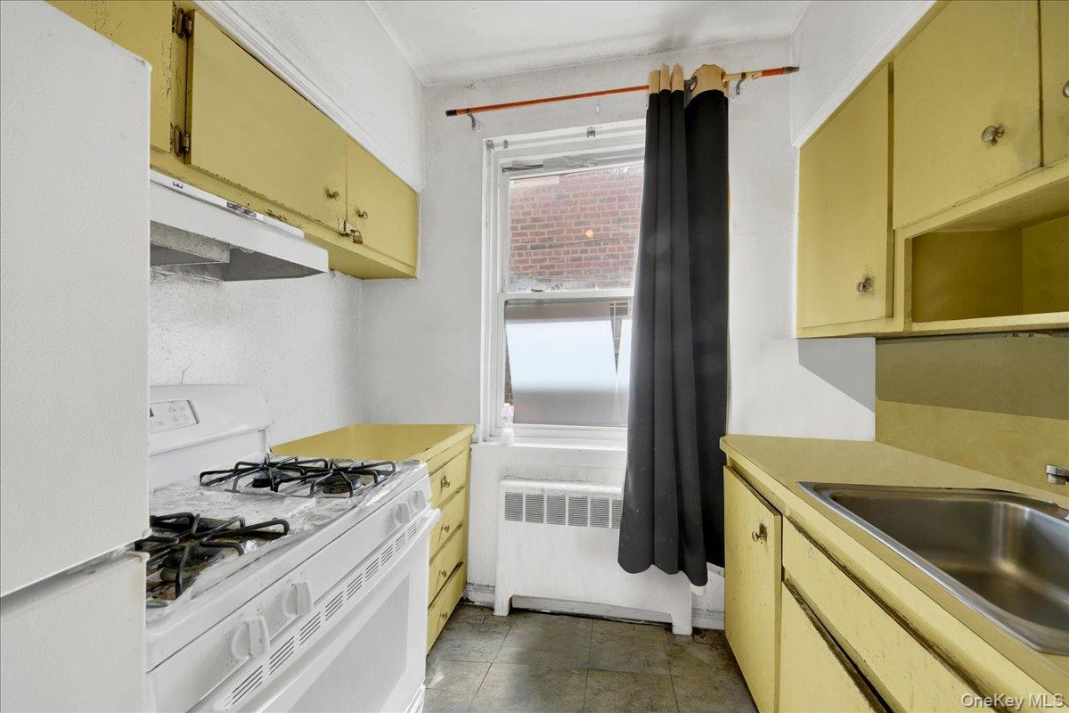 Single Family Neill Bronx, NY 10462, MLS-1007768-22