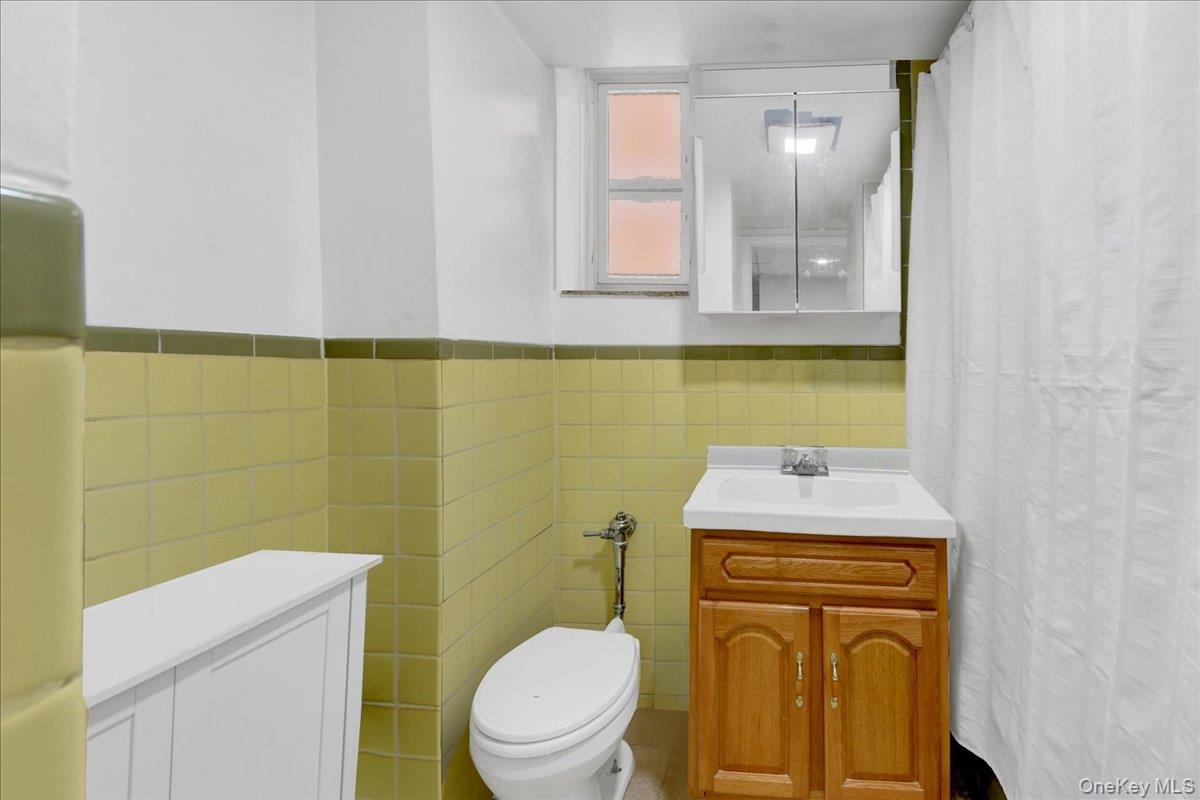 Single Family Neill Bronx, NY 10462, MLS-1007768-38