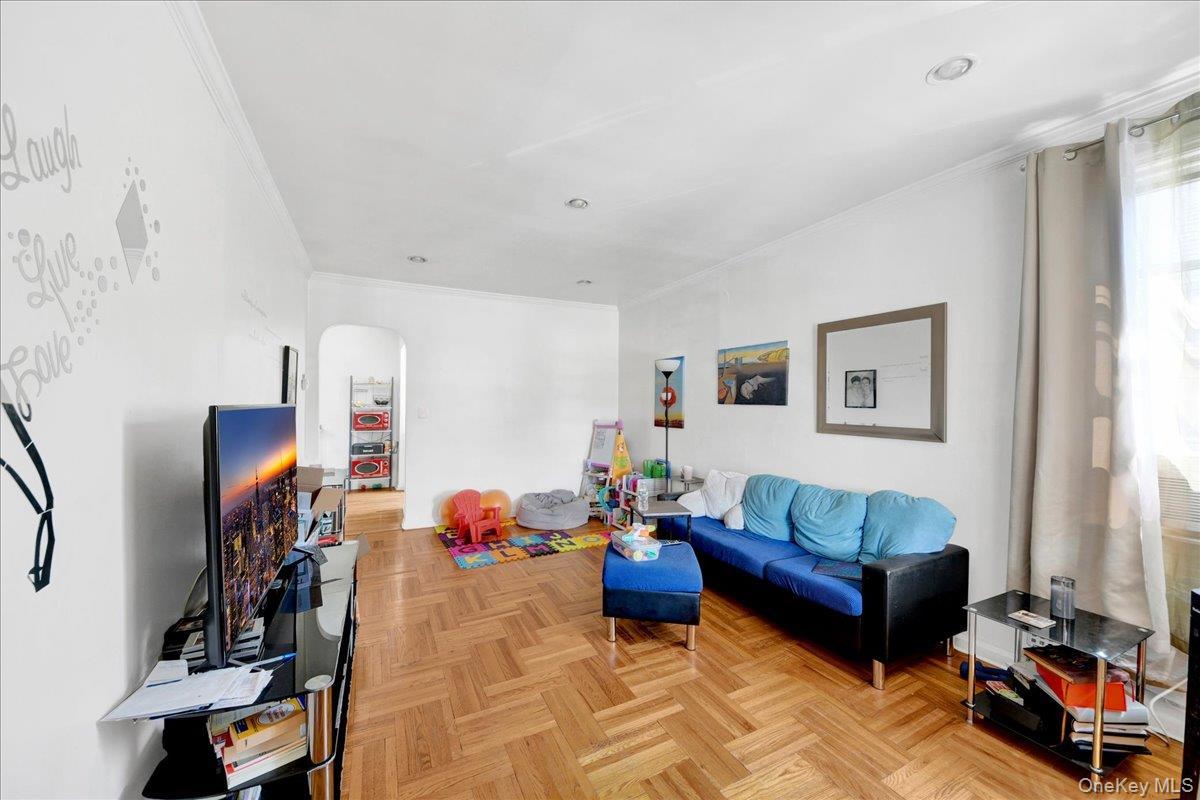 Single Family Neill Bronx, NY 10462, MLS-1007768-5