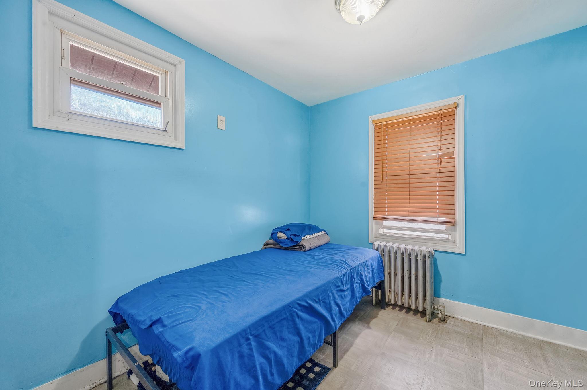 Single Family Deerfield Road Queens, NY 11691, MLS-1007826-11