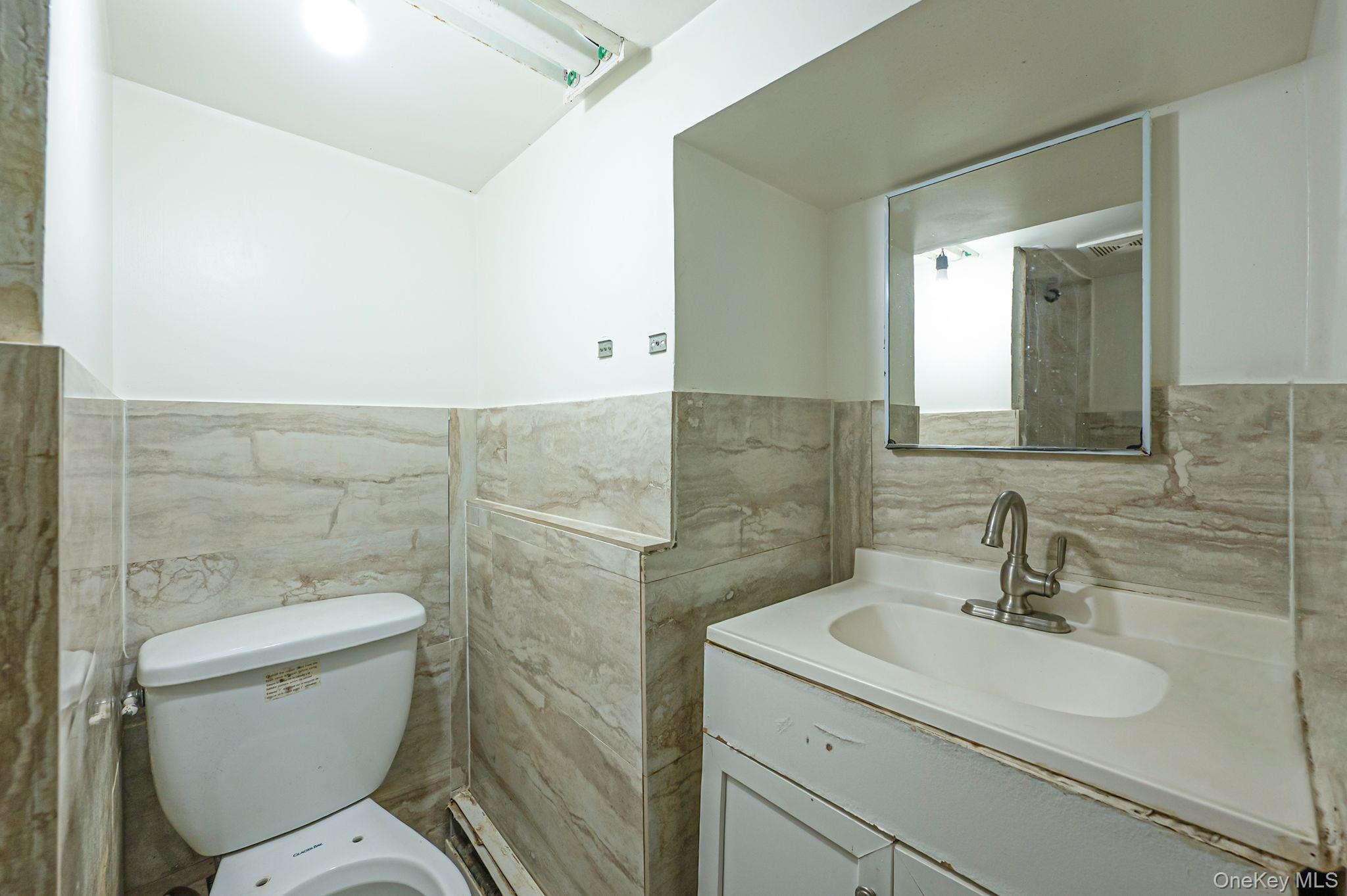 Single Family Deerfield Road Queens, NY 11691, MLS-1007826-14