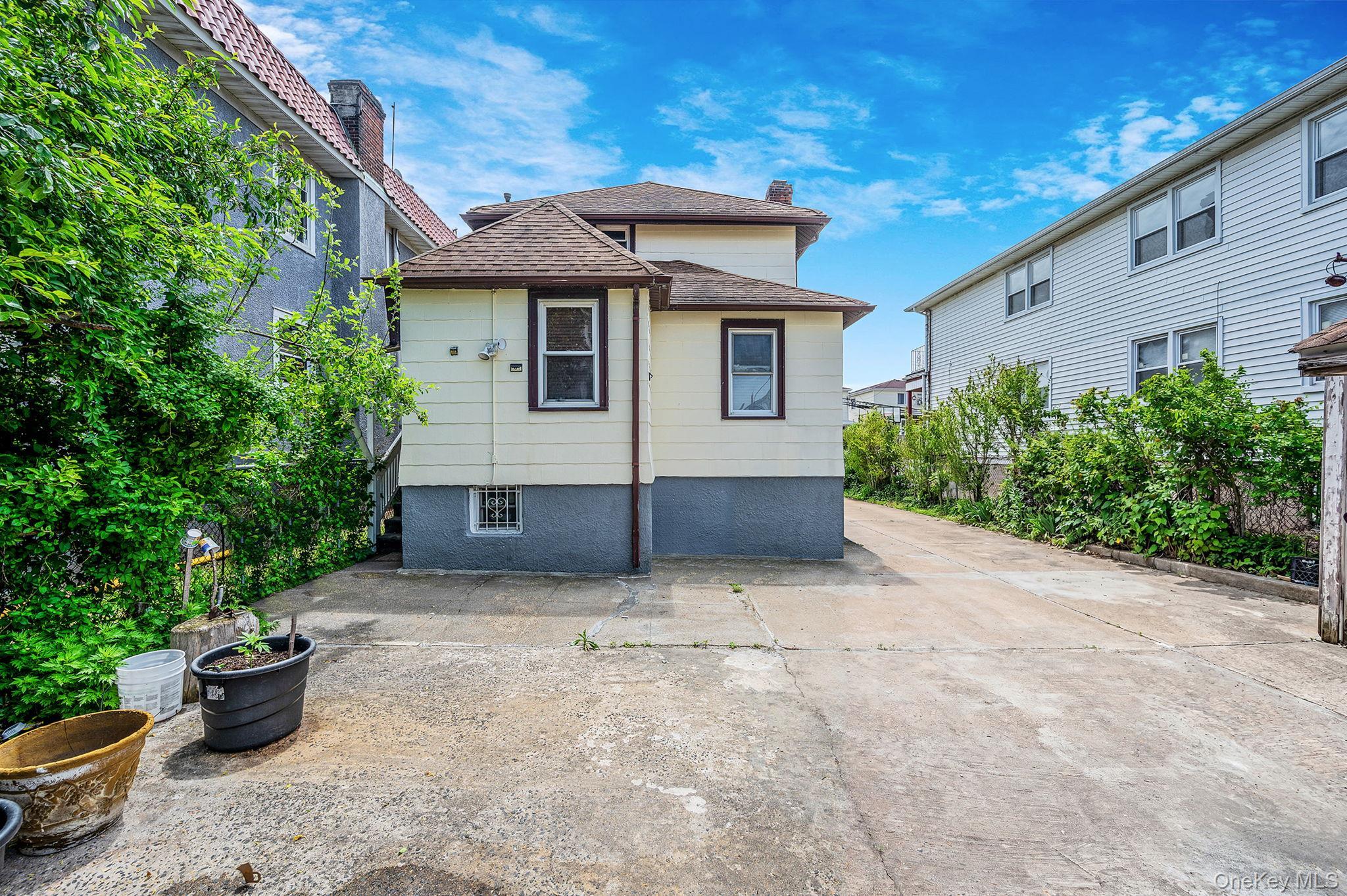 Single Family Deerfield Road Queens, NY 11691, MLS-1007826-17