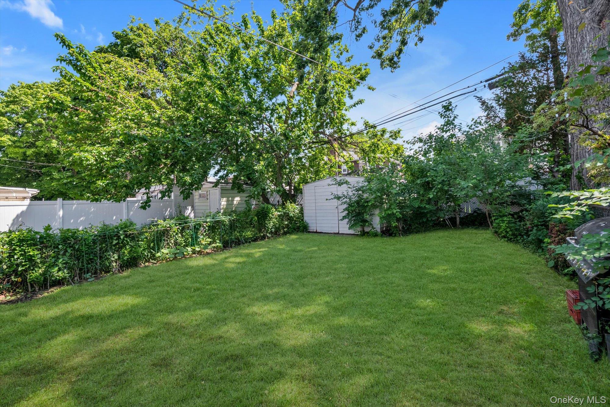Single Family 216th  Queens, NY 11361, MLS-1007848-16