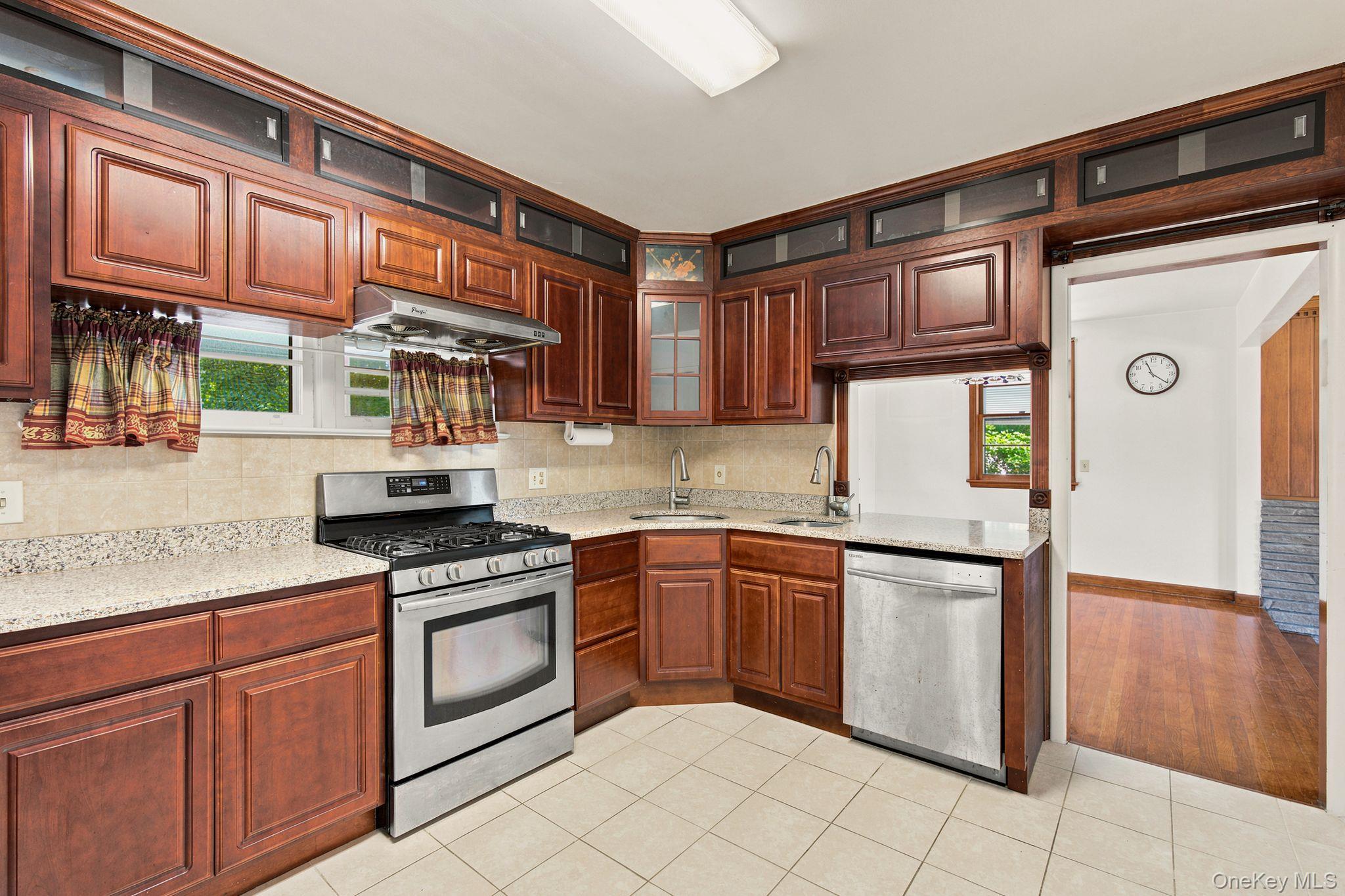 Single Family Osborne Road Dutchess County, NY 12601, MLS-1007852-10
