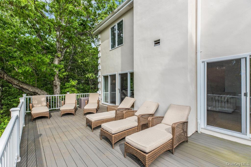 Single Family Soundview Avenue Suffolk County, NY 11958, MLS-1007876-22
