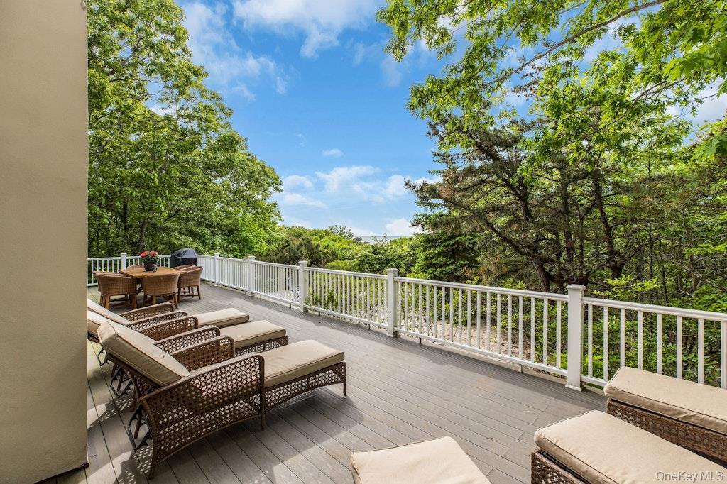 Single Family Soundview Avenue Suffolk County, NY 11958, MLS-1007876-23