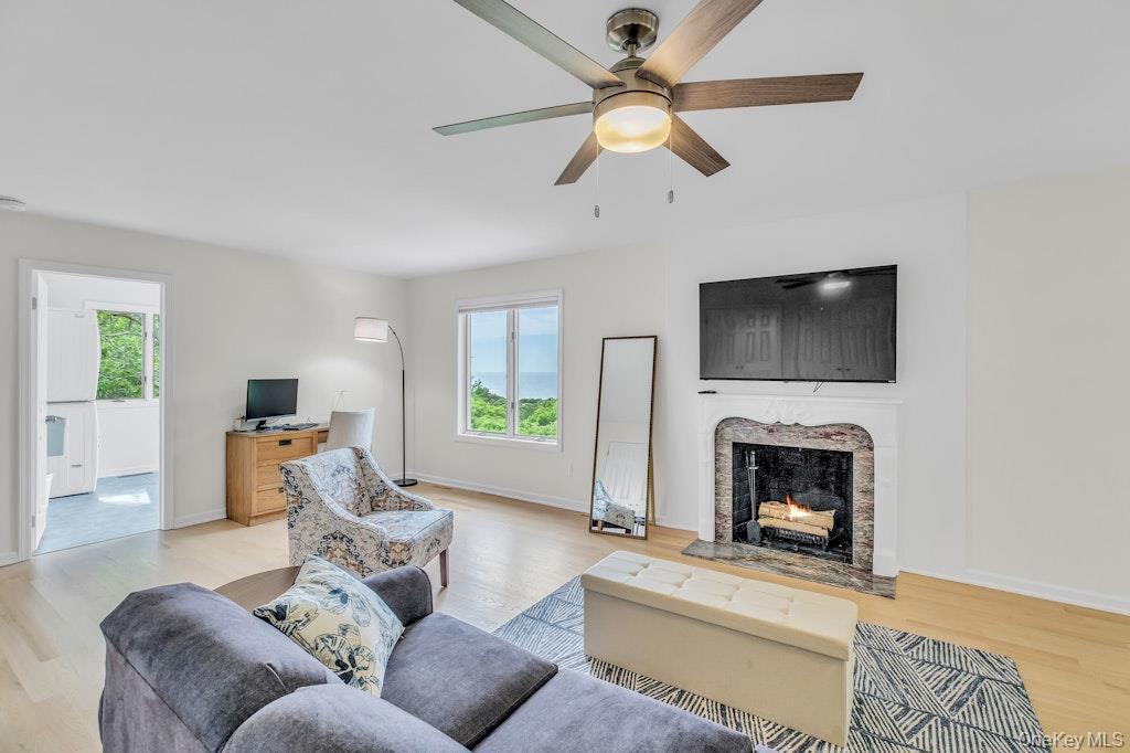 Single Family Soundview Avenue Suffolk County, NY 11958, MLS-1007876-28