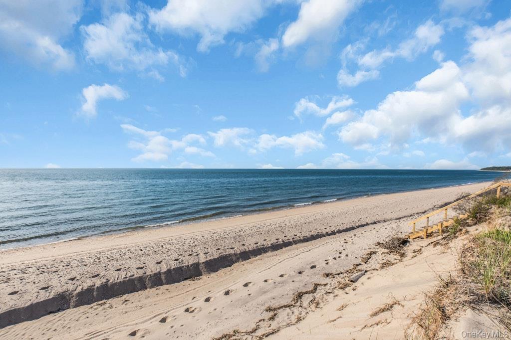 Single Family Soundview Avenue Suffolk County, NY 11958, MLS-1007876-8