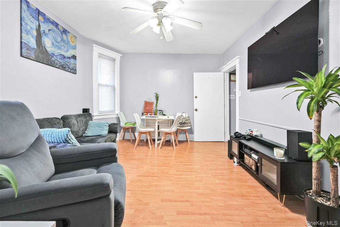 Single Family 123rd Street Queens, NY 11415, MLS-1007901-12