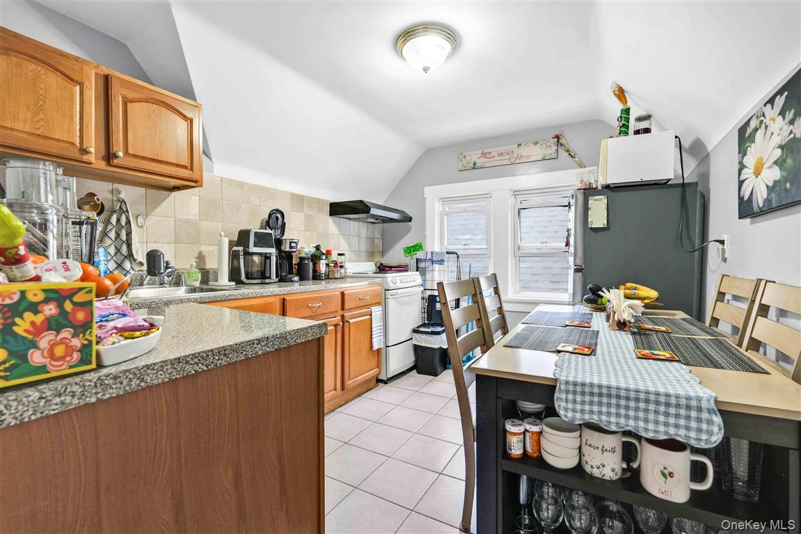 Single Family 123rd Street Queens, NY 11415, MLS-1007901-16