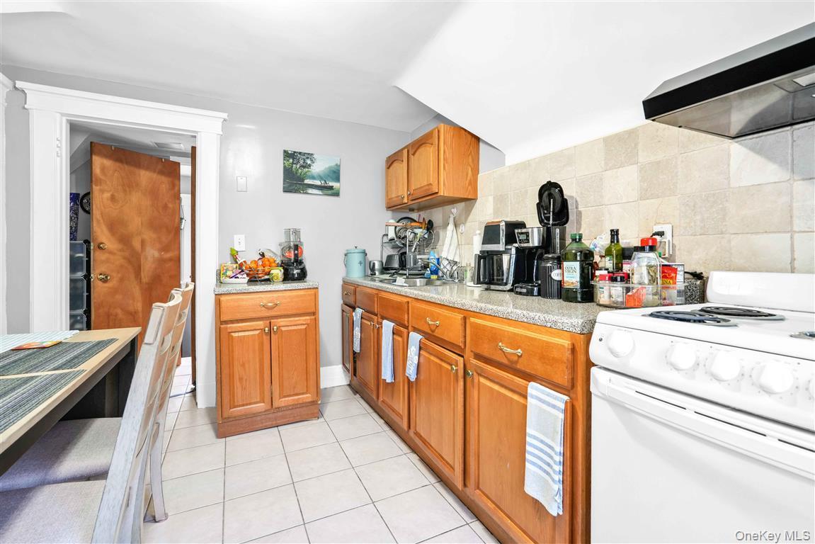 Single Family 123rd Street Queens, NY 11415, MLS-1007901-17