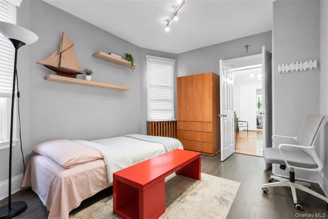 Single Family 123rd Street Queens, NY 11415, MLS-1007901-28