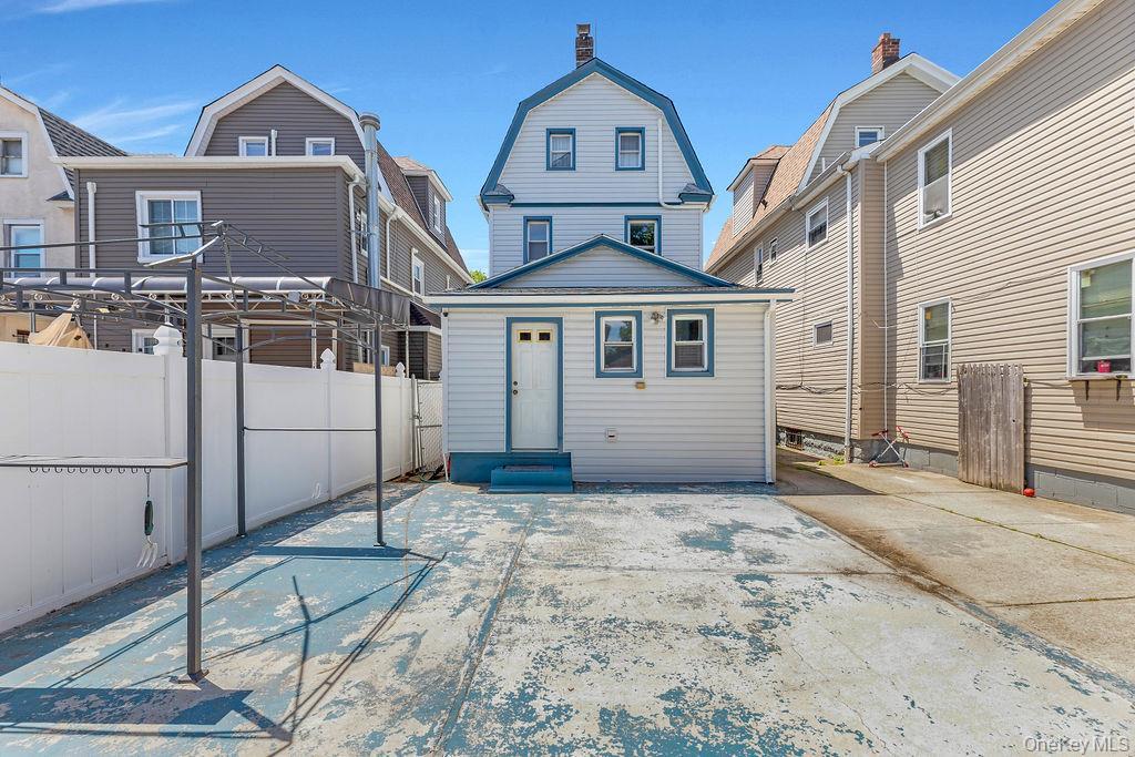 Single Family Remington Queens, NY 11435, MLS-1007908-21