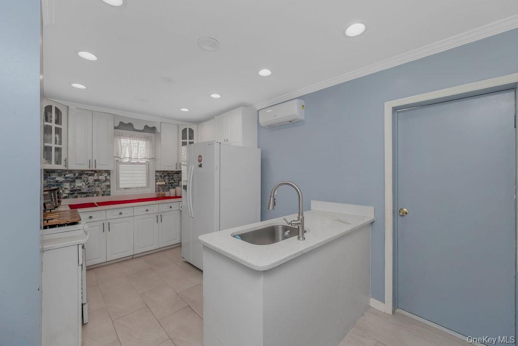 Single Family Remington Queens, NY 11435, MLS-1007908-34