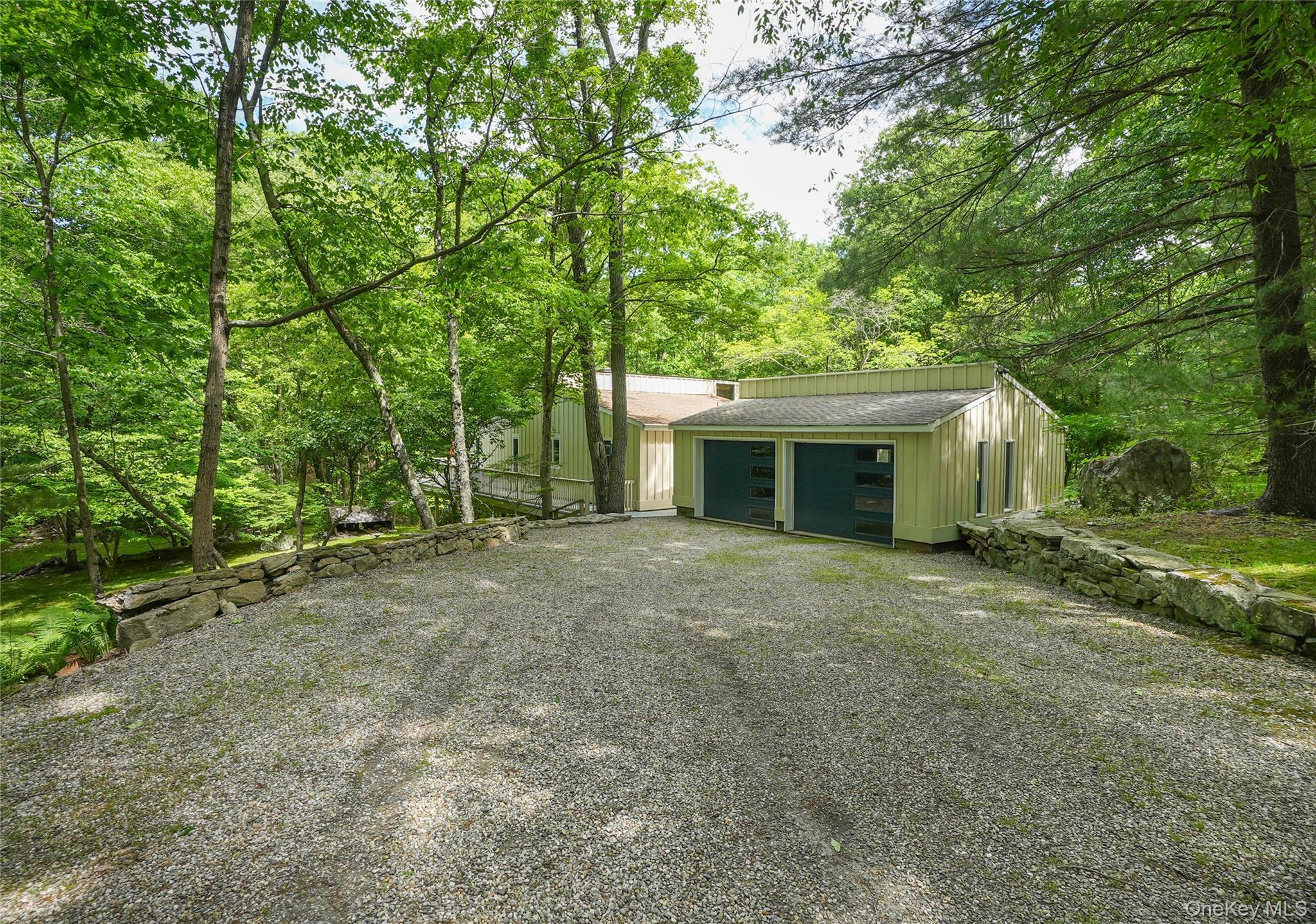 Single Family Peters Lane Westchester County, NY 10576, MLS-1007911-4