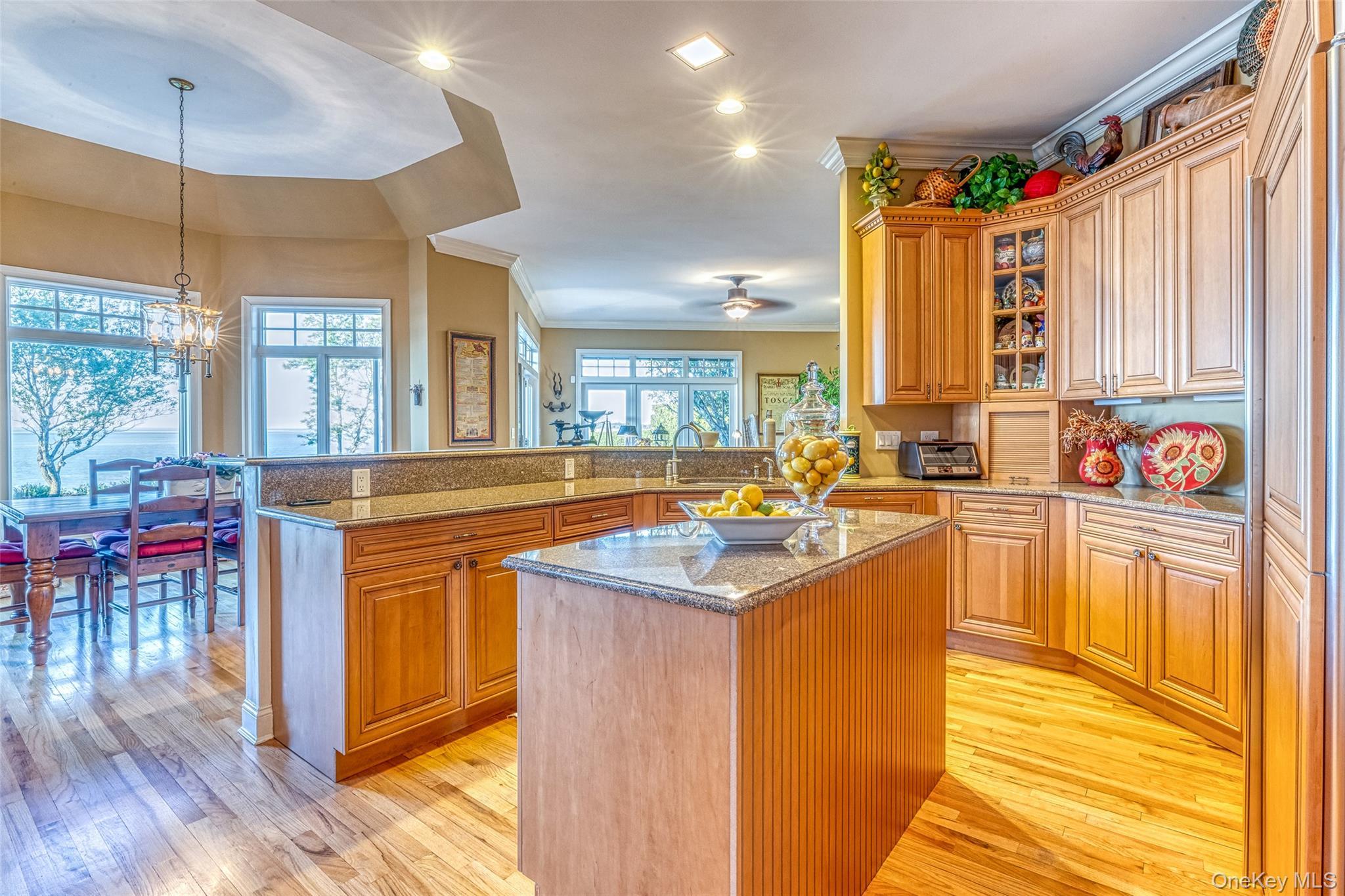 Single Family Grandview Drive  Suffolk County, NY 11957, MLS-1007919-15