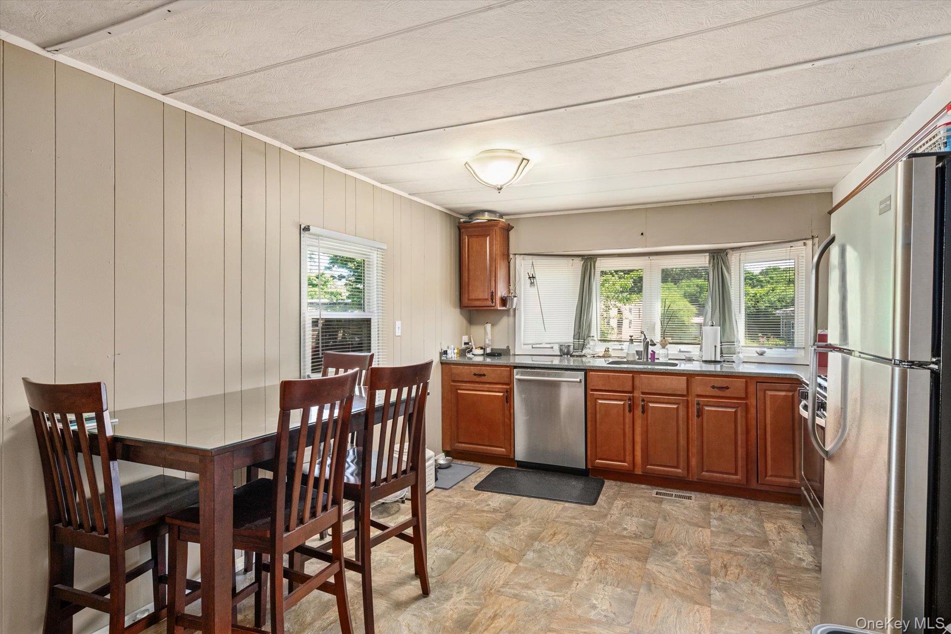 Single Family Minuteman Drive Suffolk County, NY 11716, MLS-1007928-4