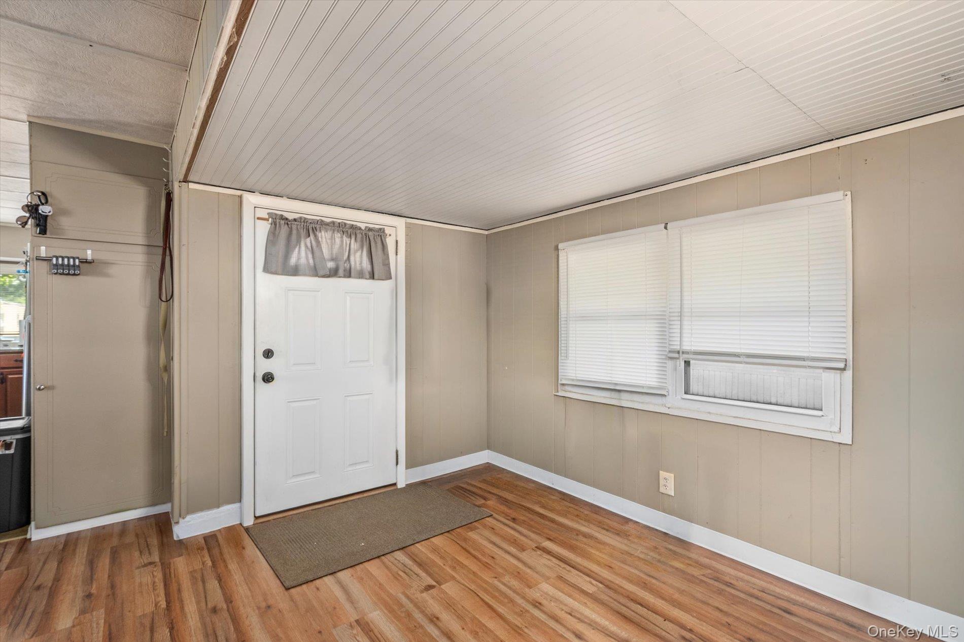 Single Family Minuteman Drive Suffolk County, NY 11716, MLS-1007928-6