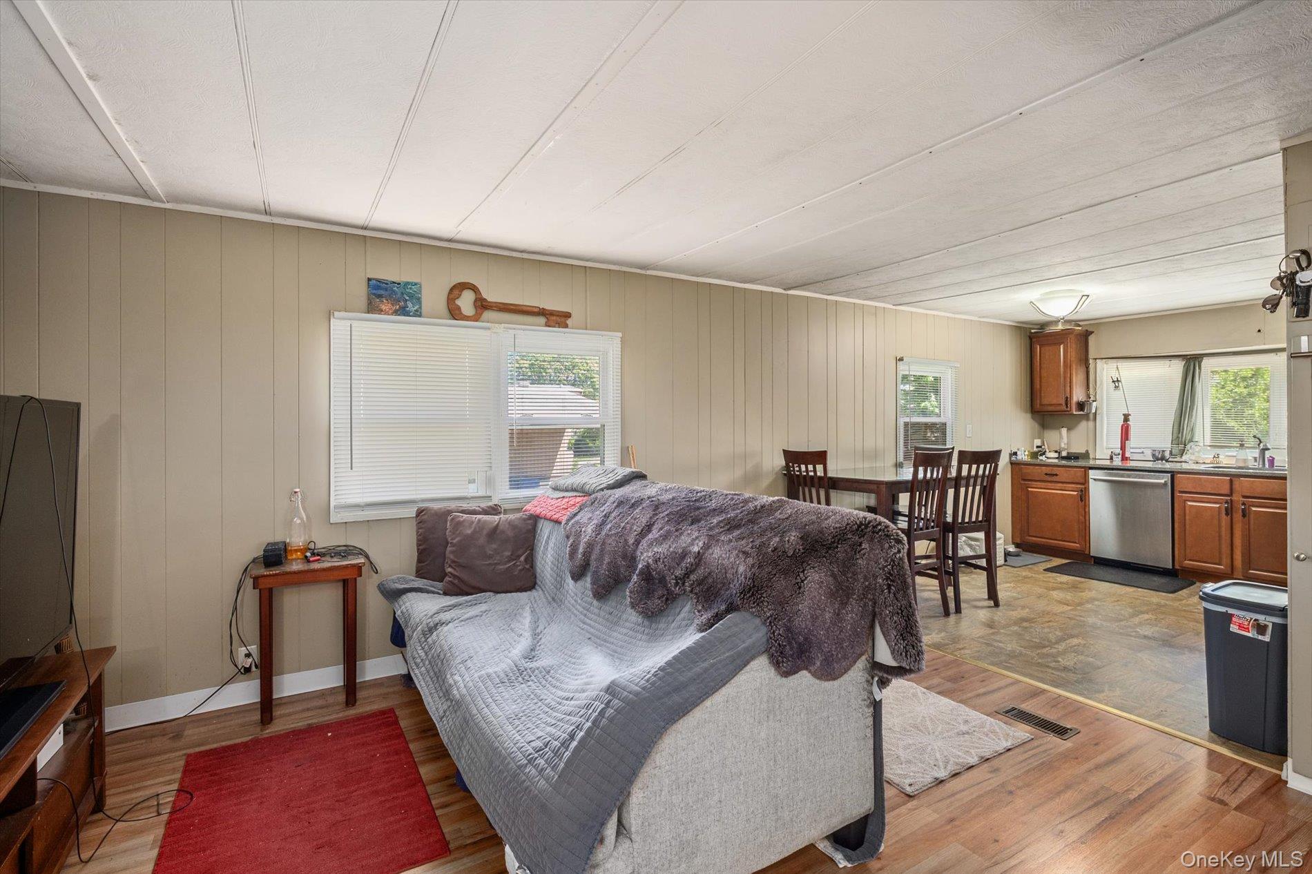 Single Family Minuteman Drive Suffolk County, NY 11716, MLS-1007928-9