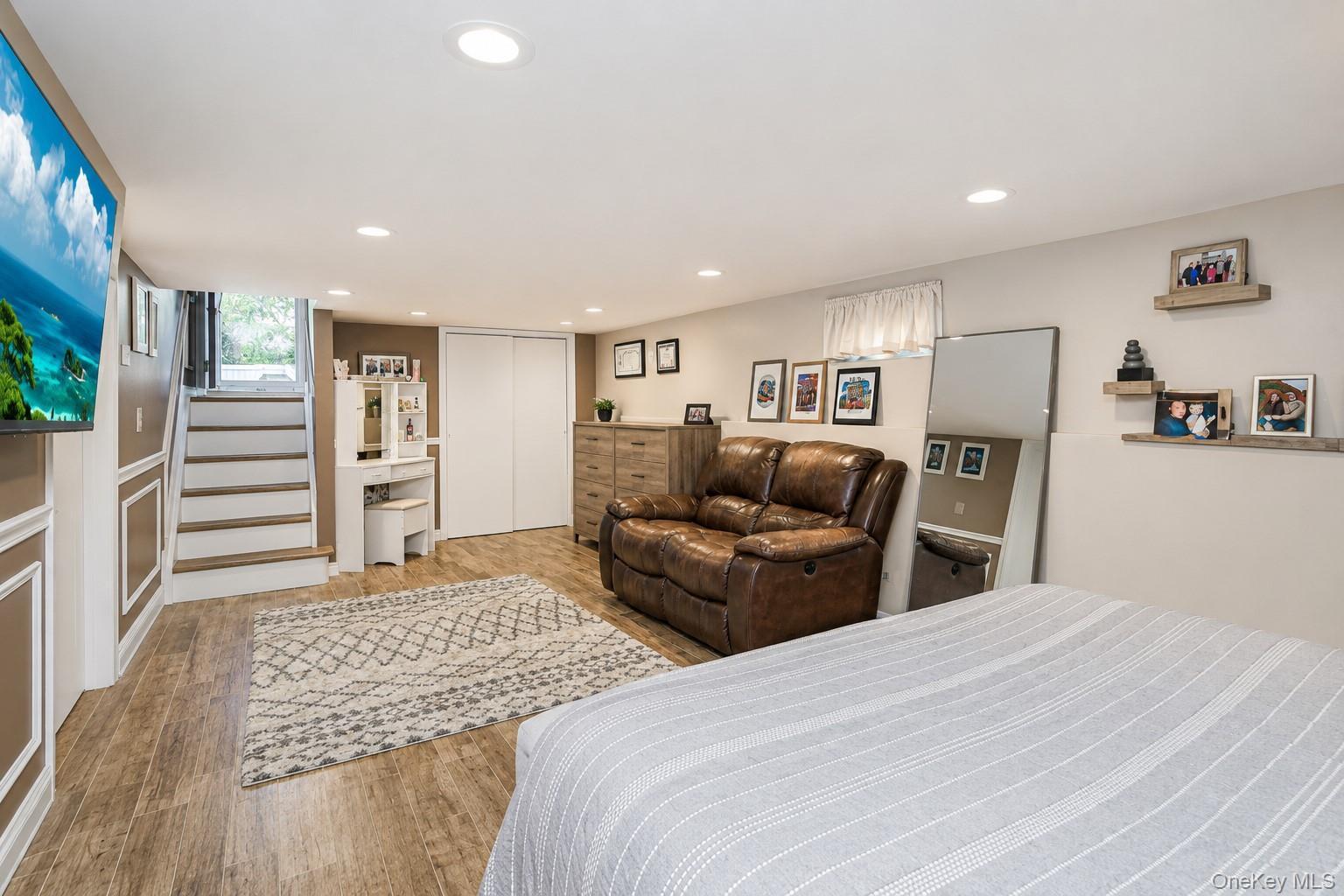 Single Family Weiner Street Staten Island, NY 10309, MLS-1007973-12