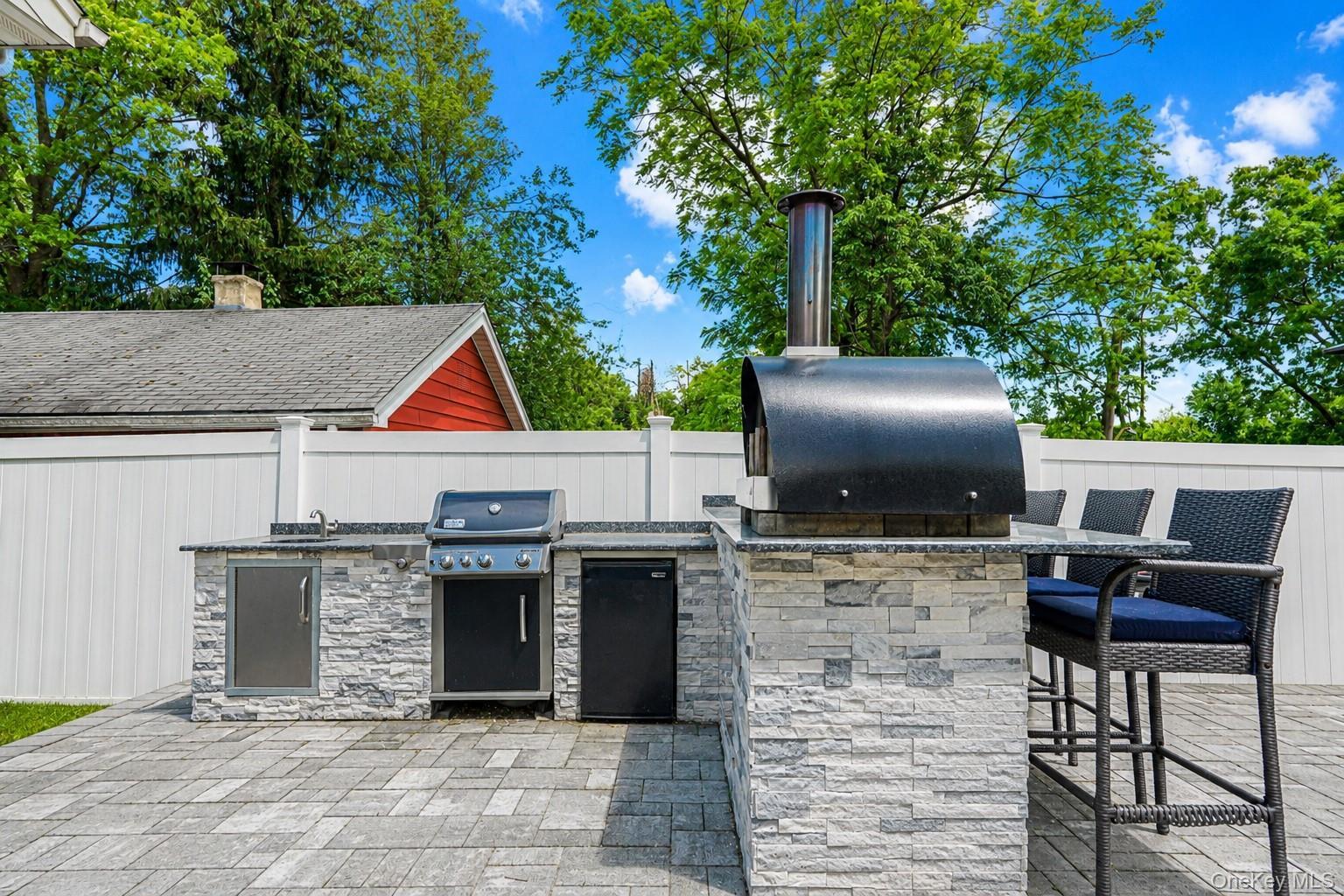 Single Family Weiner Street Staten Island, NY 10309, MLS-1007973-18