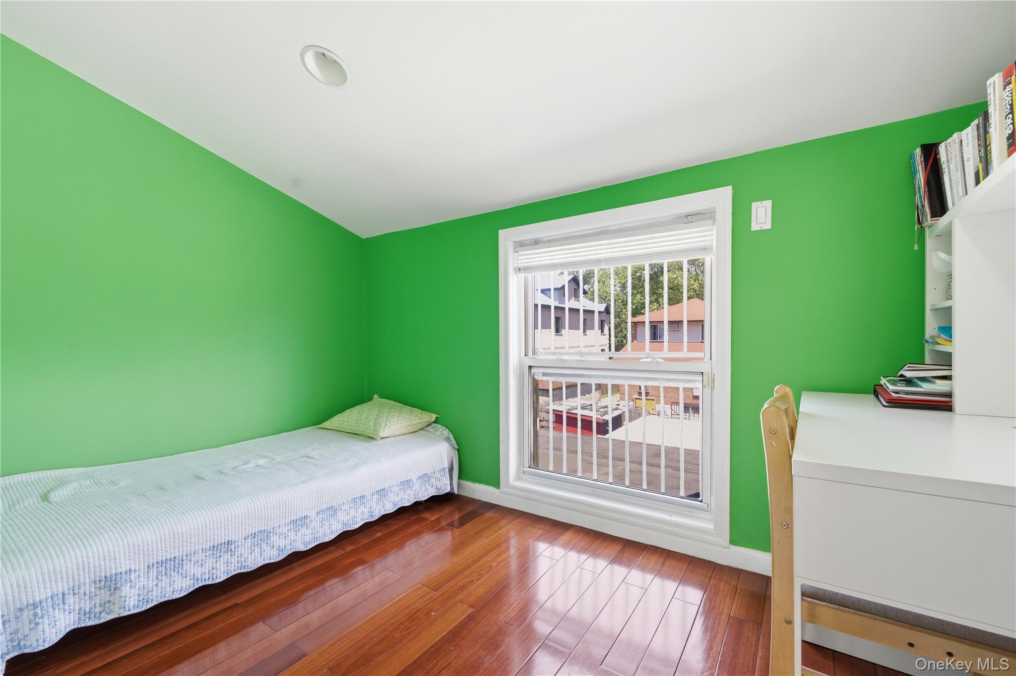 Single Family 46th Queens, NY 11361, MLS-1007977-9