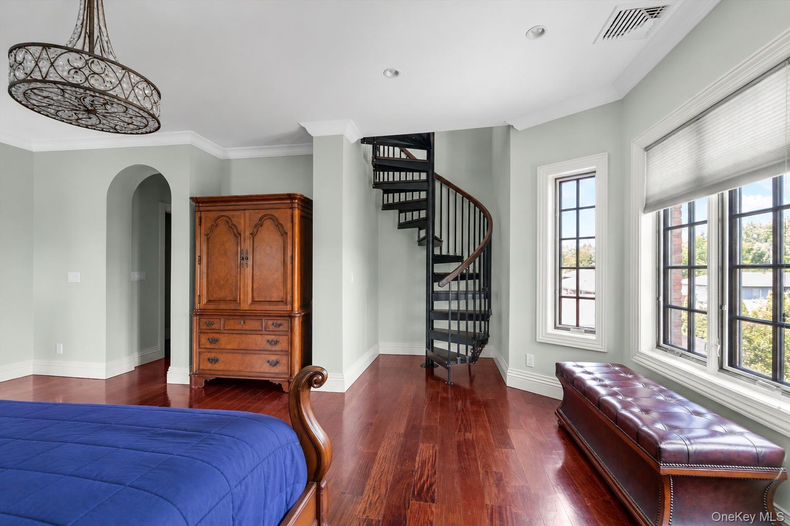 Single Family 13th Avenue  Queens, NY 11357, MLS-1008001-19