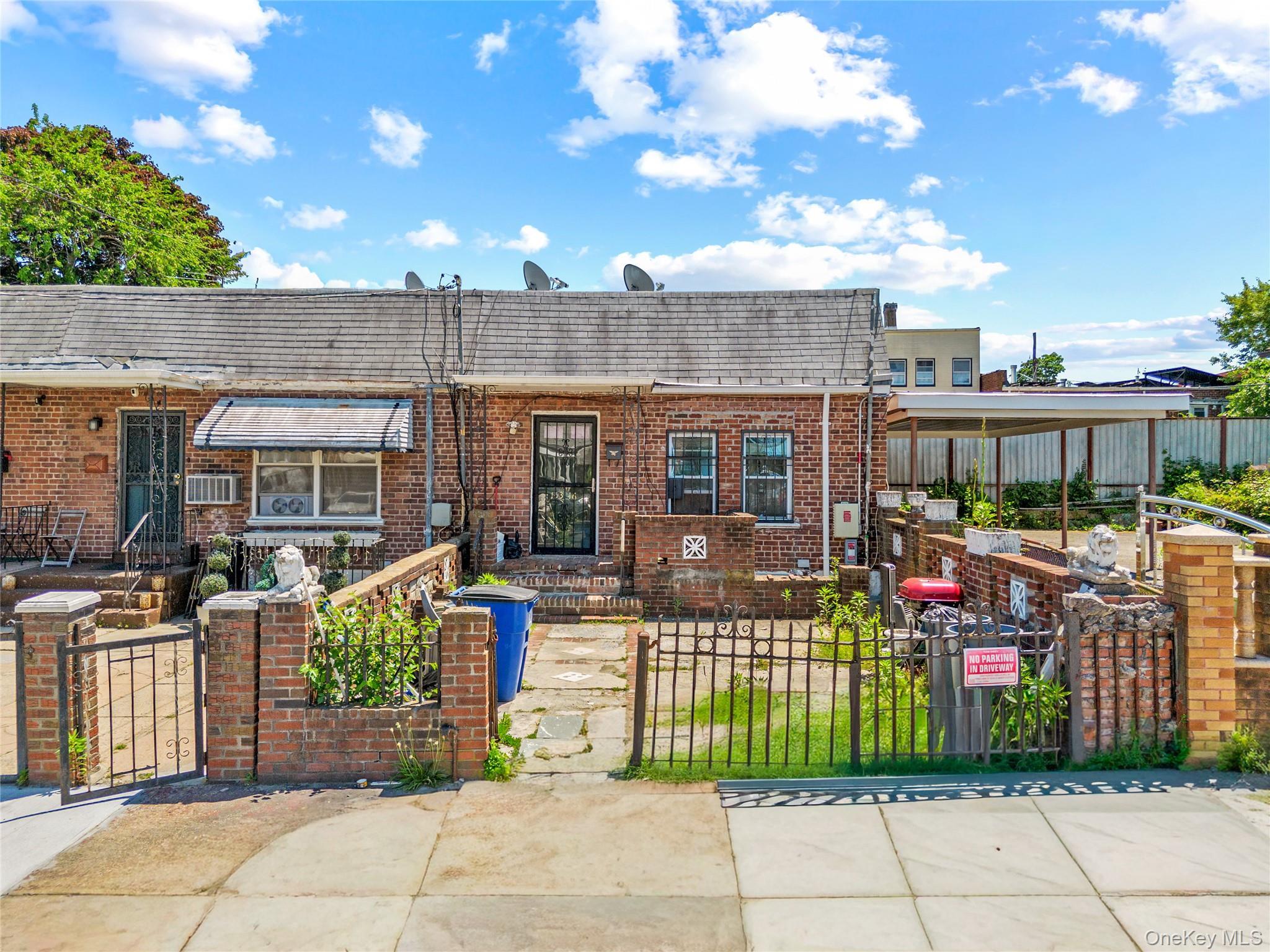 Single Family 112th Queens, NY 11433, MLS-1008003-17