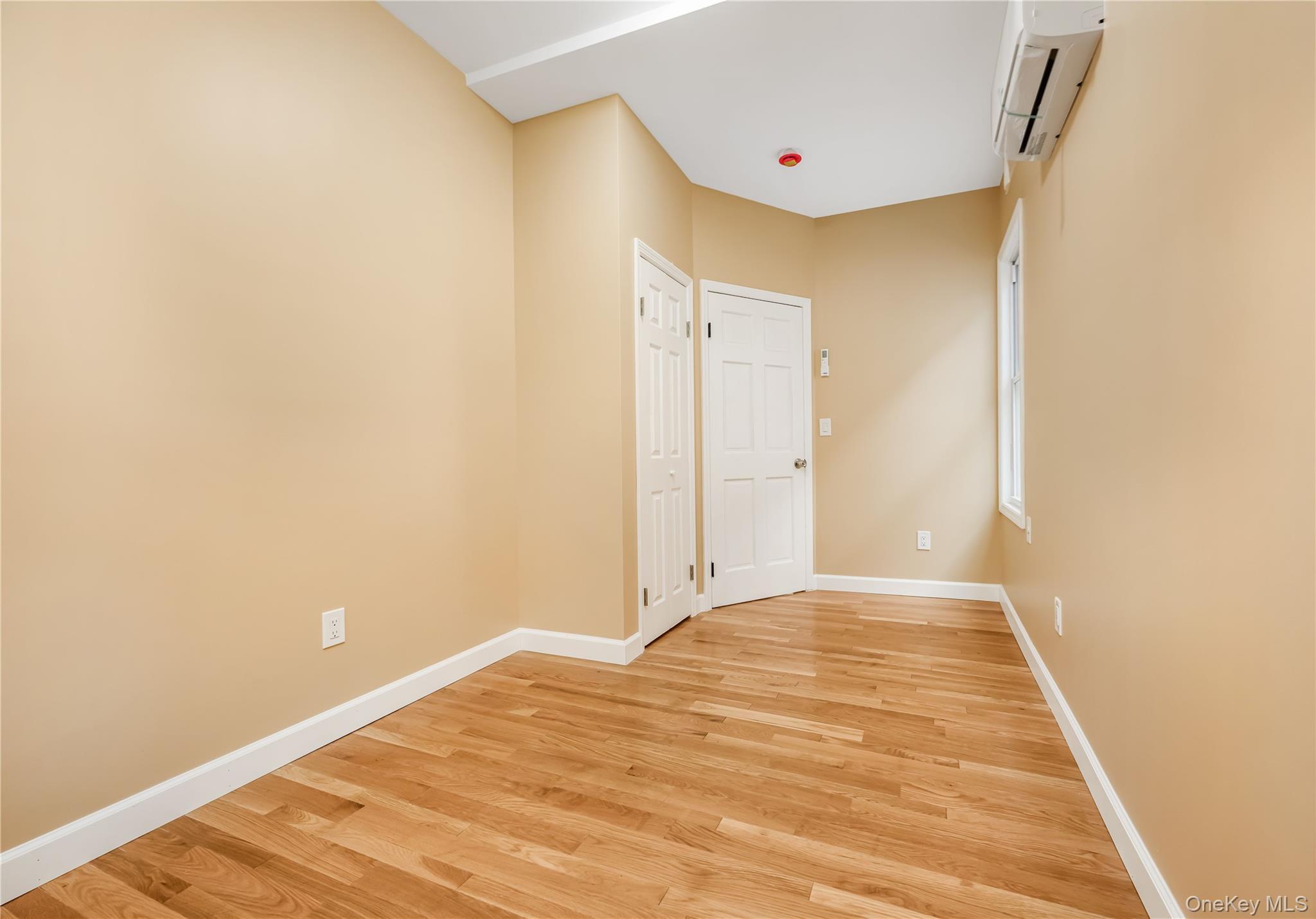 Single Family 135th Street Queens, NY 11419, MLS-1008016-18