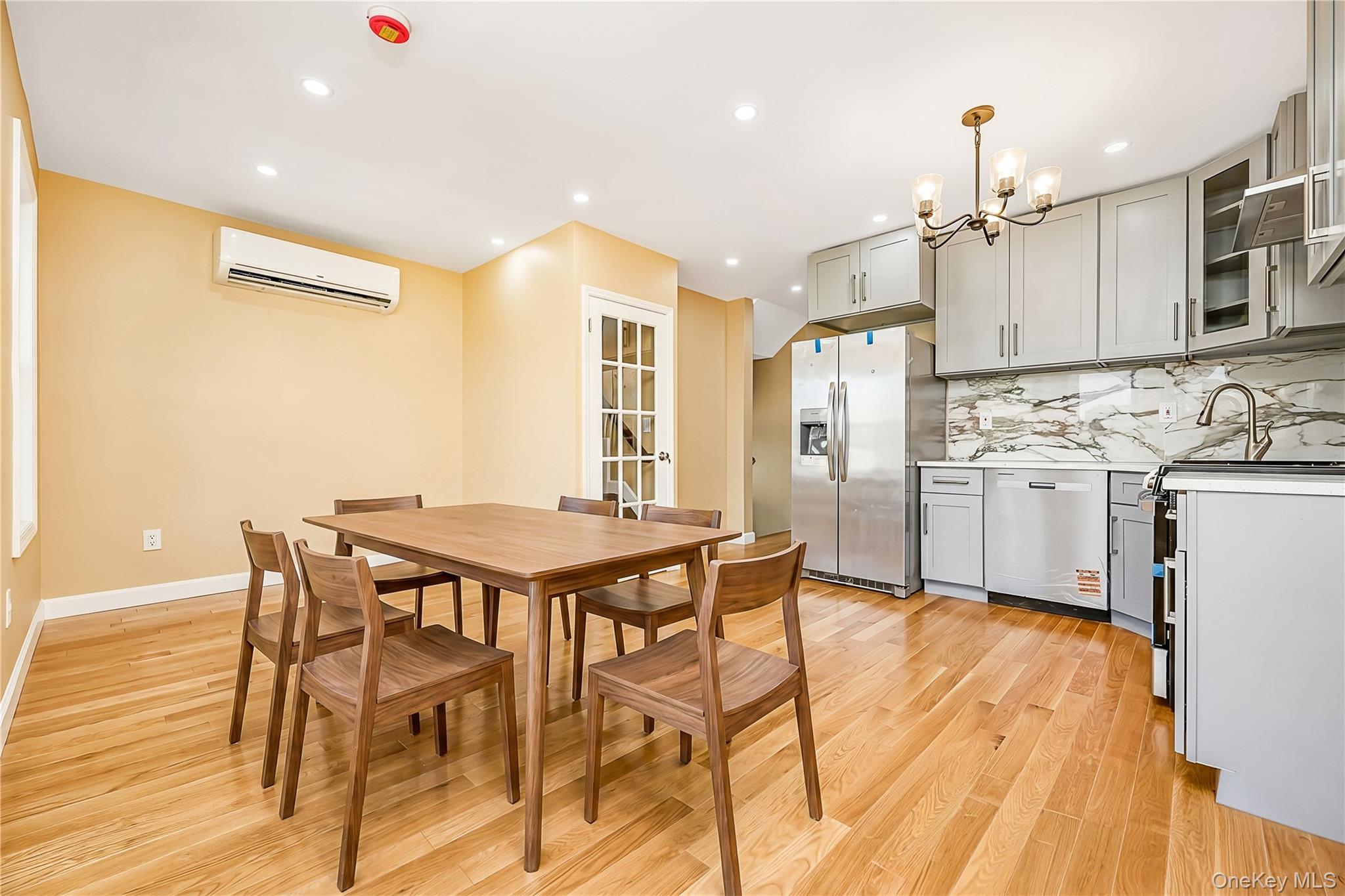 Single Family 135th Street Queens, NY 11419, MLS-1008016-36