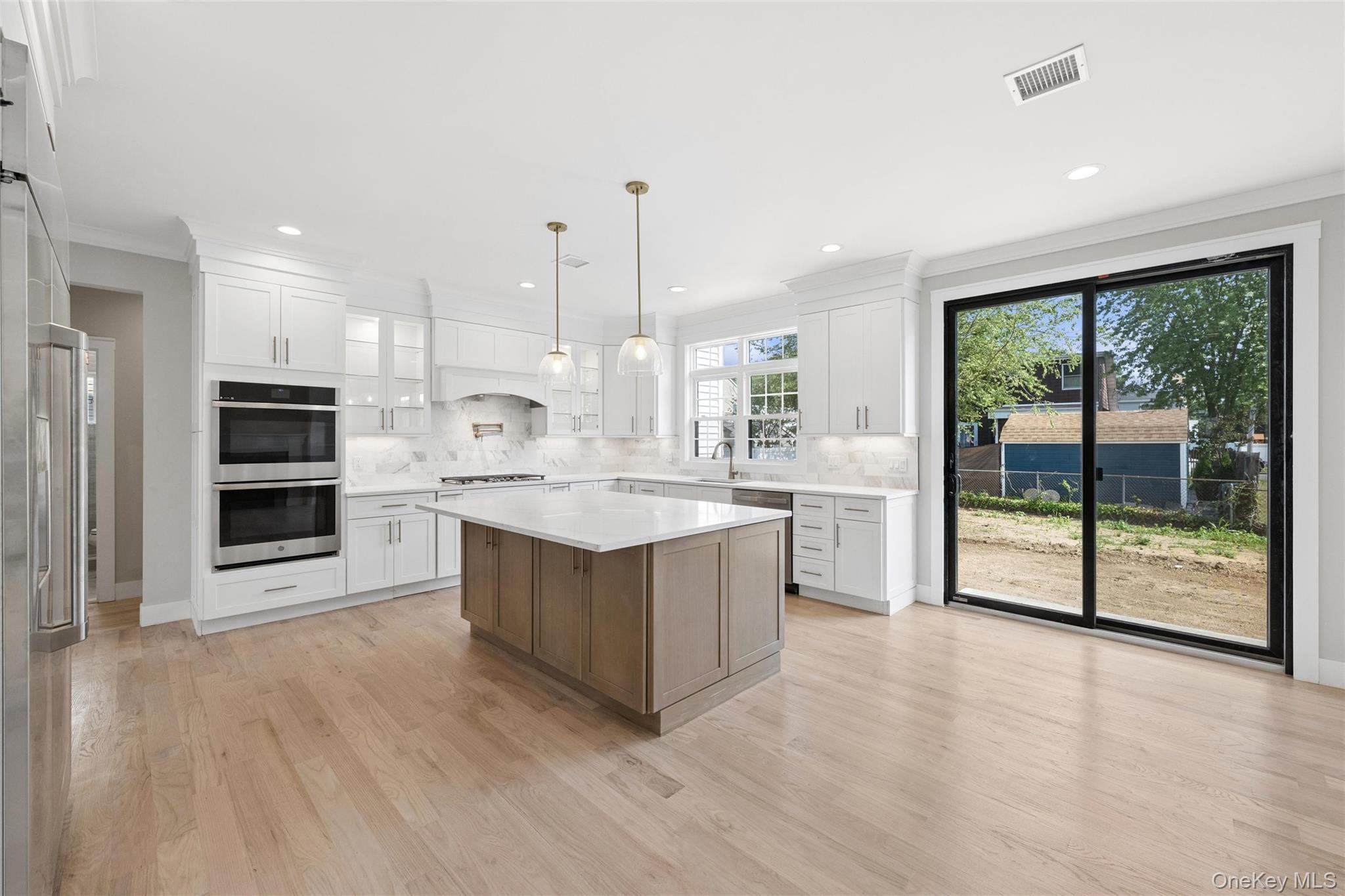 Single Family Henry Road Nassau County, NY 11566, MLS-1008035-15