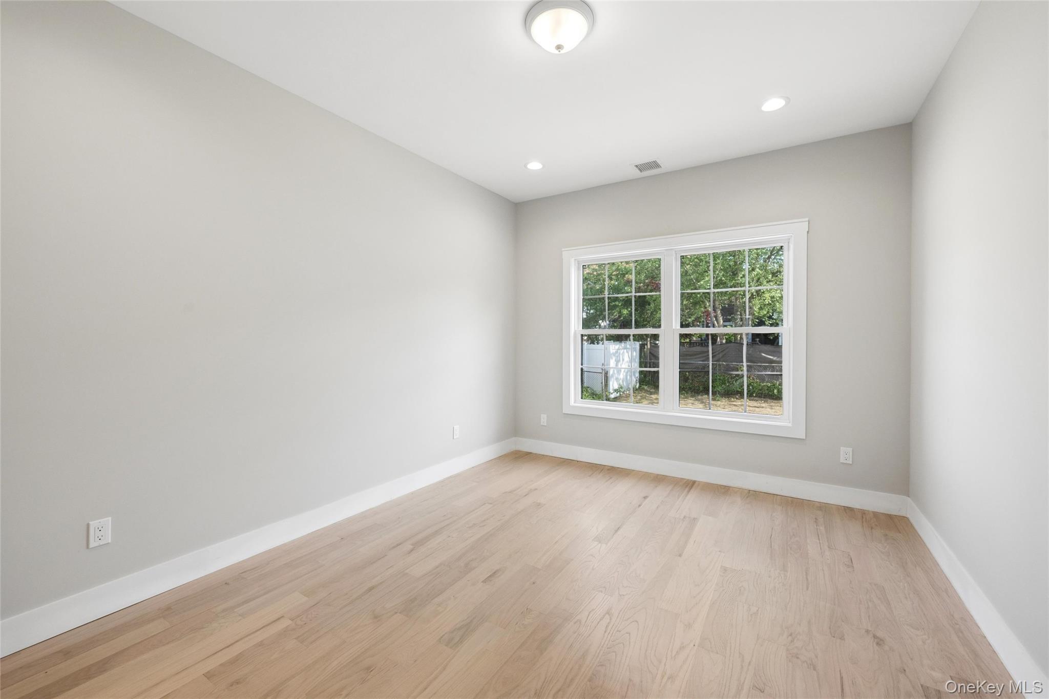 Single Family Henry Road Nassau County, NY 11566, MLS-1008035-23