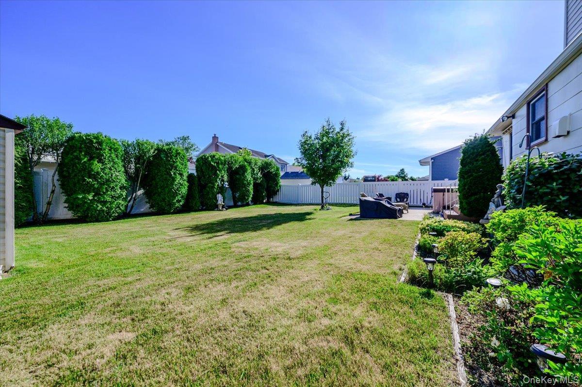 Single Family Iowa Avenue  Nassau County, NY 11758, MLS-1008036-26