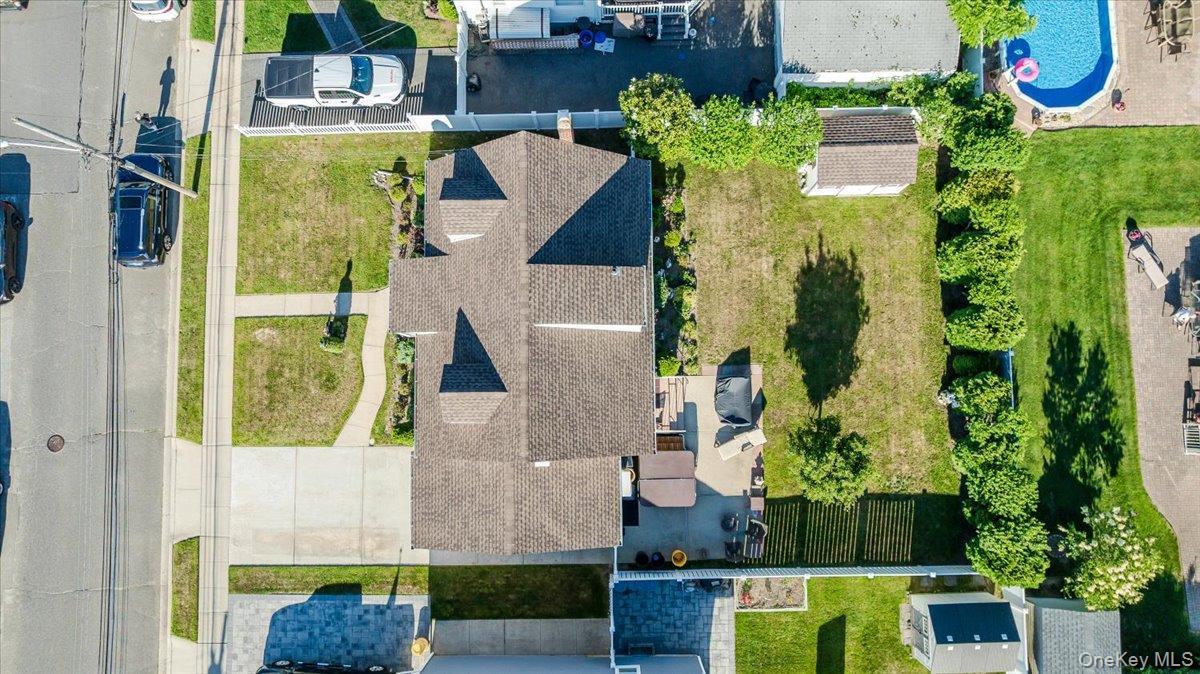 Single Family Iowa Avenue  Nassau County, NY 11758, MLS-1008036-31