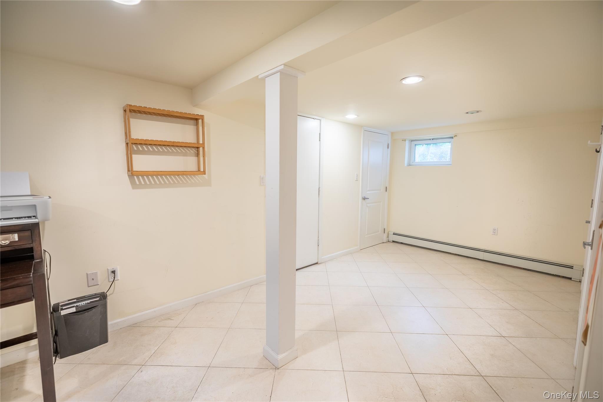 Single Family Murdock Avenue Nassau County, NY 11572, MLS-1008052-16