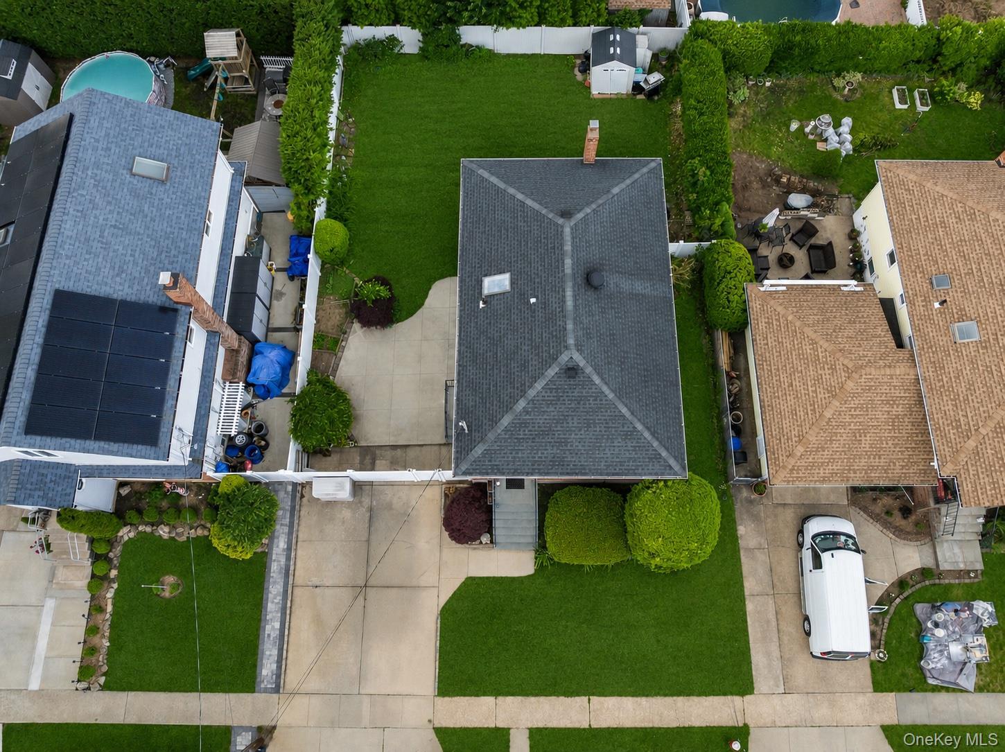 Single Family Murdock Avenue Nassau County, NY 11572, MLS-1008052-3