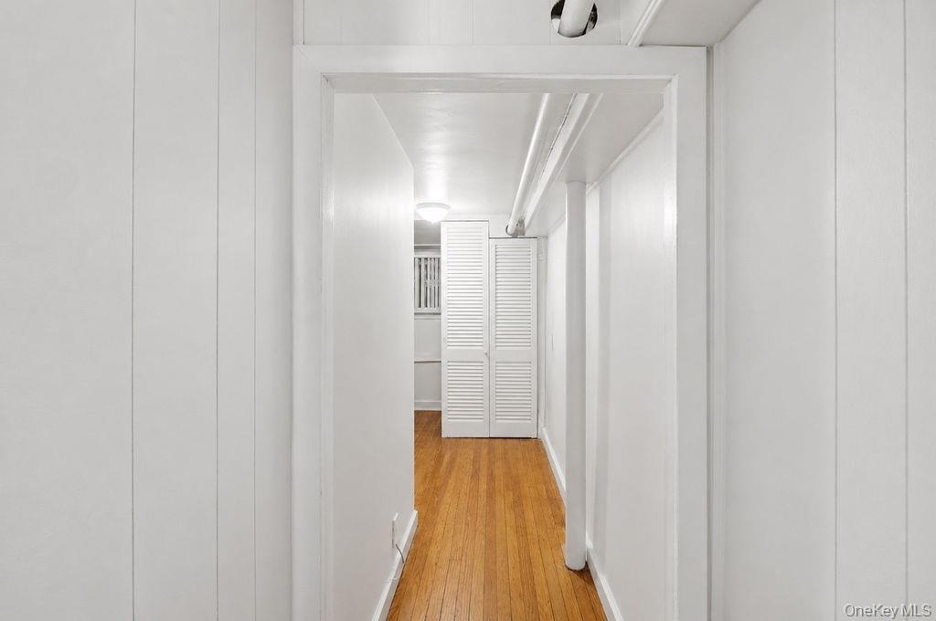 Single Family Harrington Avenue Bronx, NY 10461, MLS-1008066-24