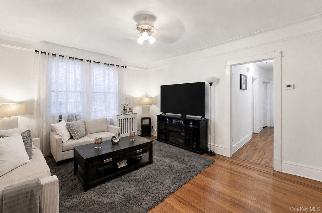Single Family Harrington Avenue Bronx, NY 10461, MLS-1008066-3