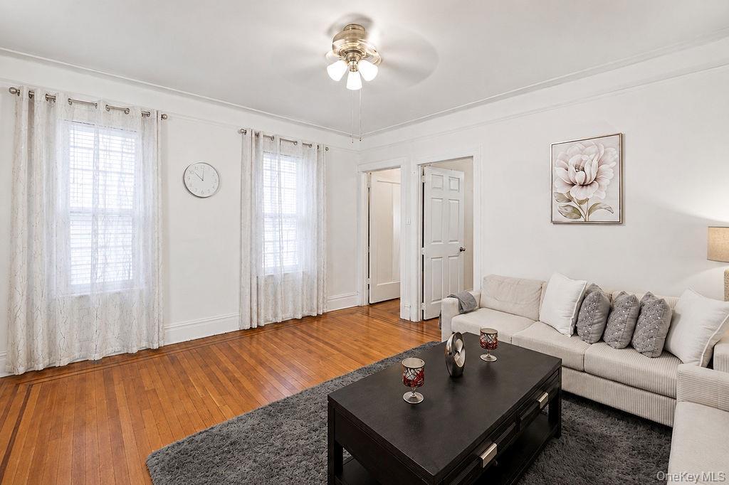 Single Family Harrington Avenue Bronx, NY 10461, MLS-1008066-4